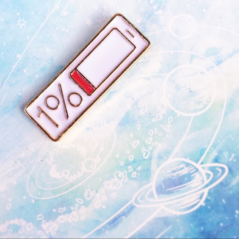 ✨ Low Battery Pin ✨ - Picture 3 of 5